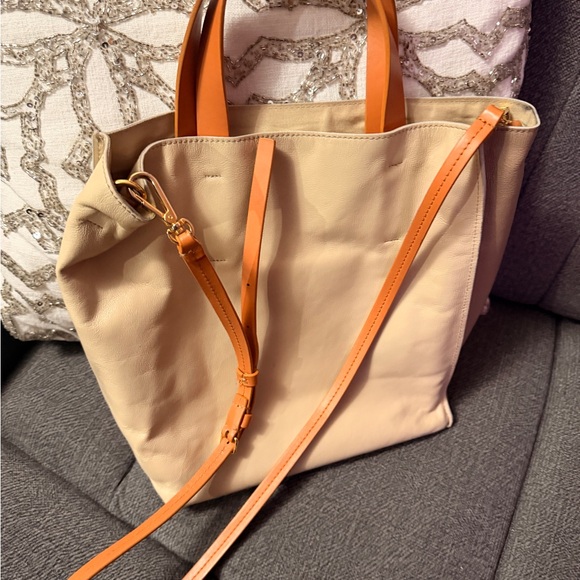 Marni
MUSEO SOFT SMALL BAG IN GREY-GREEN AND BEIGE LEATHER Tote - Picture 3 of 14